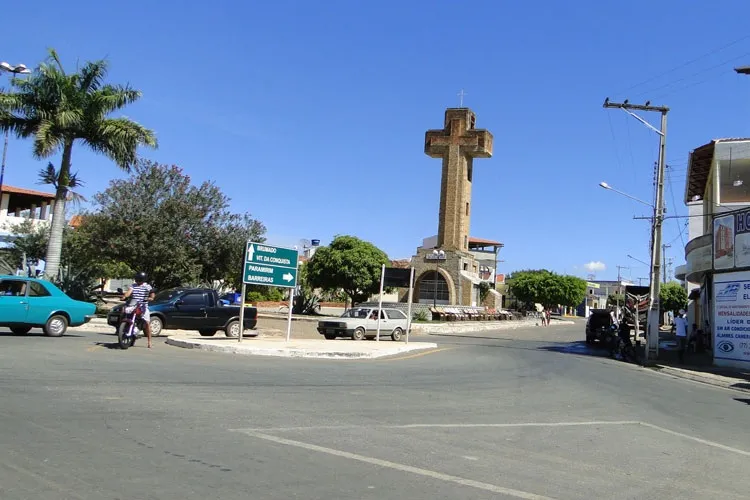 Constantes quedas de energia causam danos em Livramento de Nossa Senhora