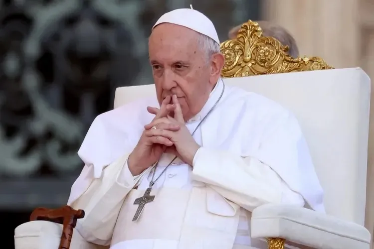 Papa Francisco teve noite tranquila, diz Vaticano