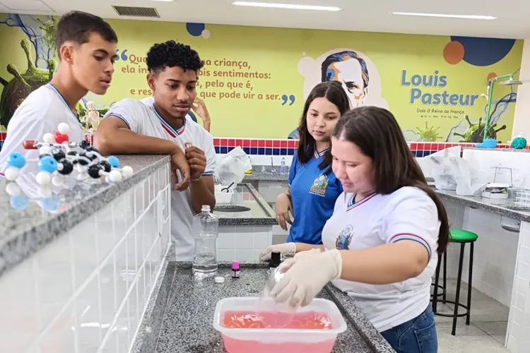 Estudantes de Matina se destacam na Olimpíada Nacional Feminina de Química