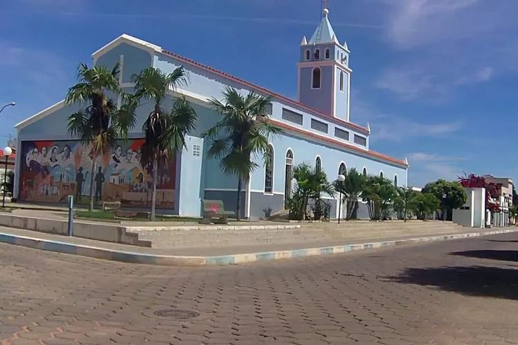 Ex-prefeito de Tanque Novo é punido pelo TCM