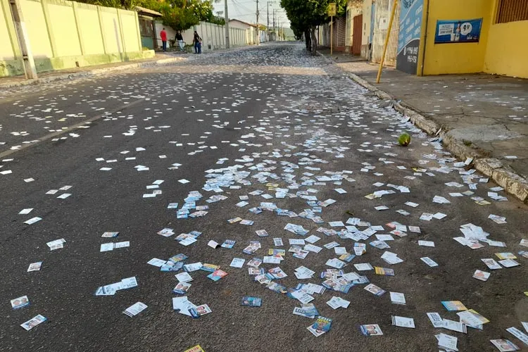 MP recomenda fiscalizar derrame de 'santinhos' em Anagé, Caraíbas e Maetinga