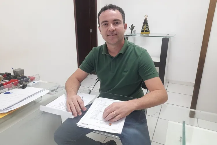 Prefeito de Brumado compõe diretoria na Associação dos Municípios Mineradores