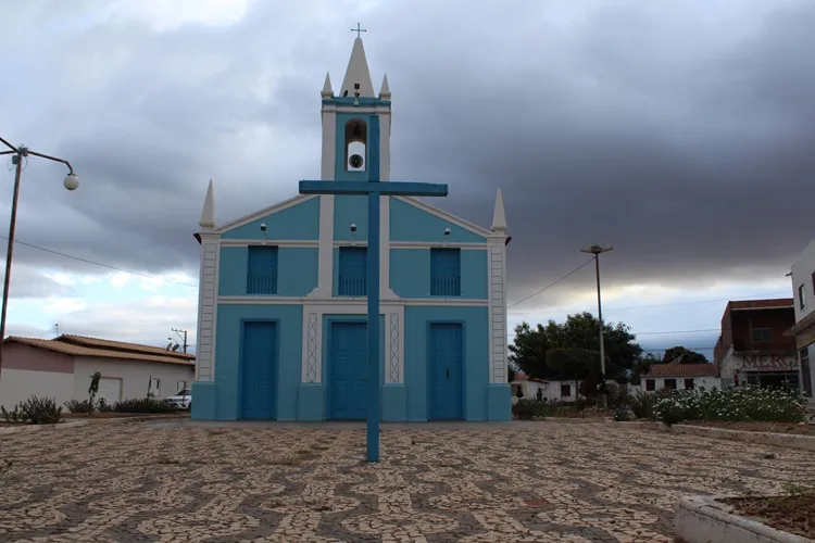 Dom Basílio, Condeúba, Cordeiros e Tanque Novo têm emergência reconhecida