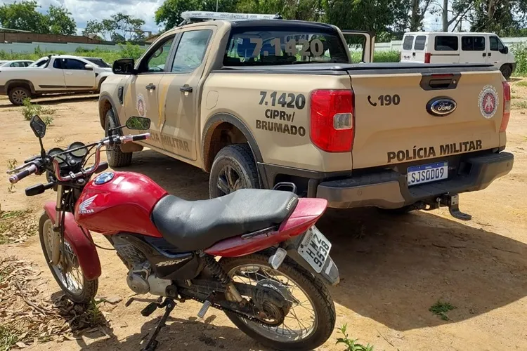 Planalto: 2ª CIPRv apreende motocicleta roubada há mais de 10 anos na BA-641