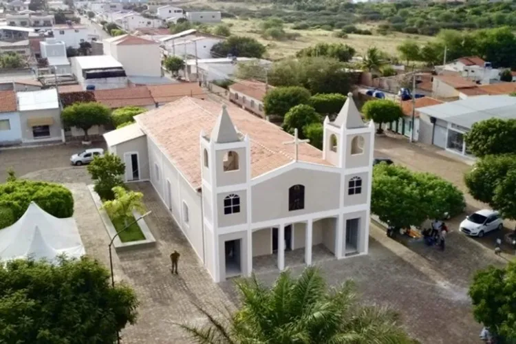 Área pastoral de Caturama se transforma na 41ª paróquia da Diocese de Caetité