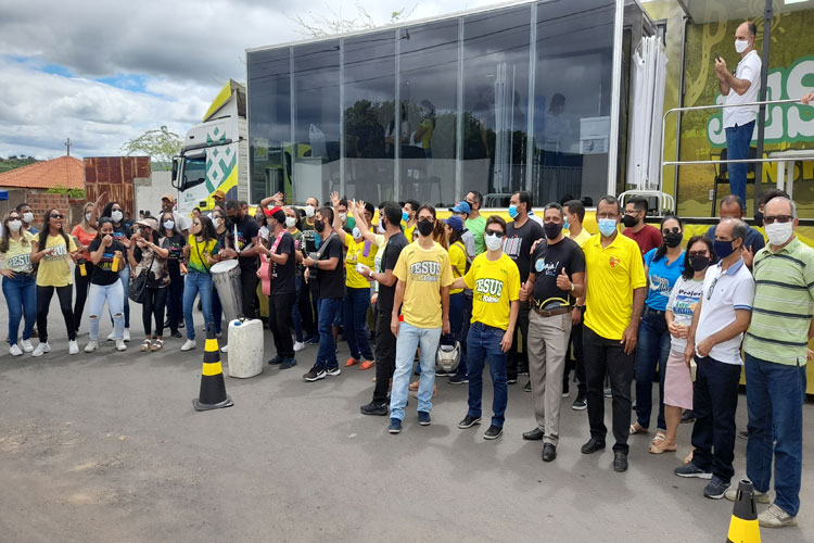 Comunidade Batista celebra 60 anos em Brumado e realiza ações na Carreta da Esperança